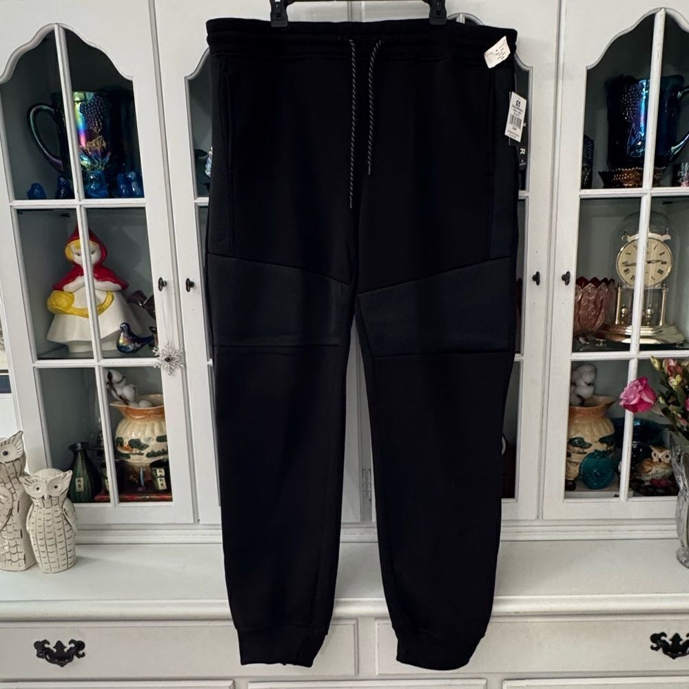 South Pole Men’s Jogger Size 3XB Activewear NWT Black Drawstring Waist